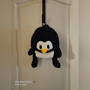 AVON Penquin Bathing Suit Towels Holder Bag